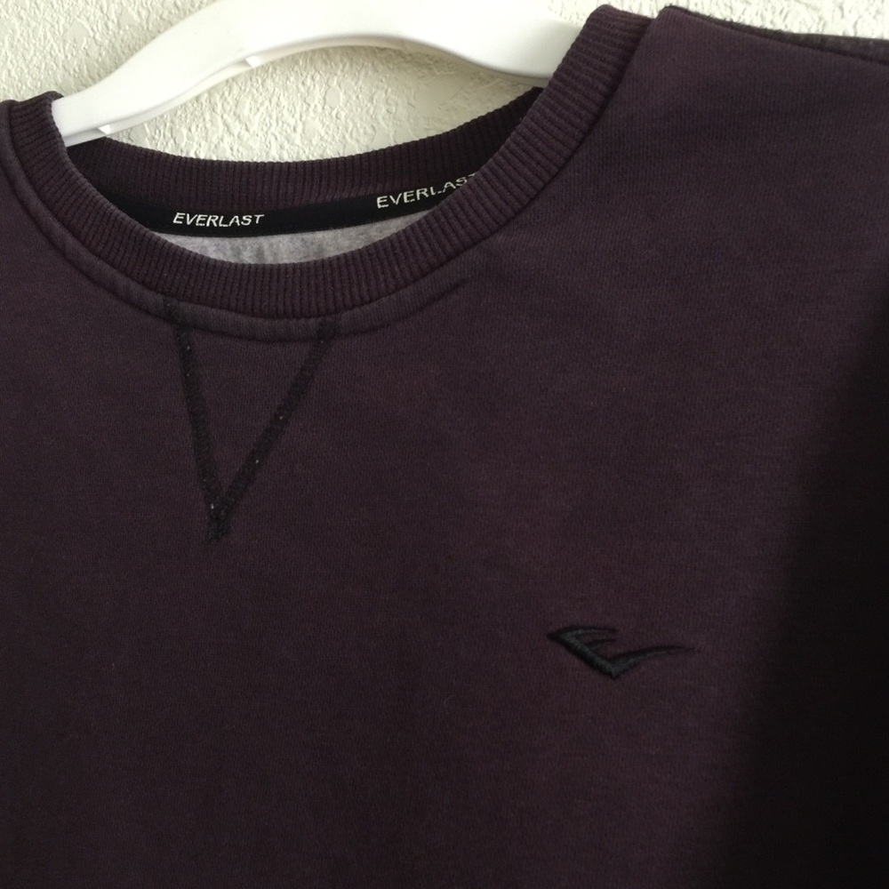 Everlast Sweater - Picture 2 of 3